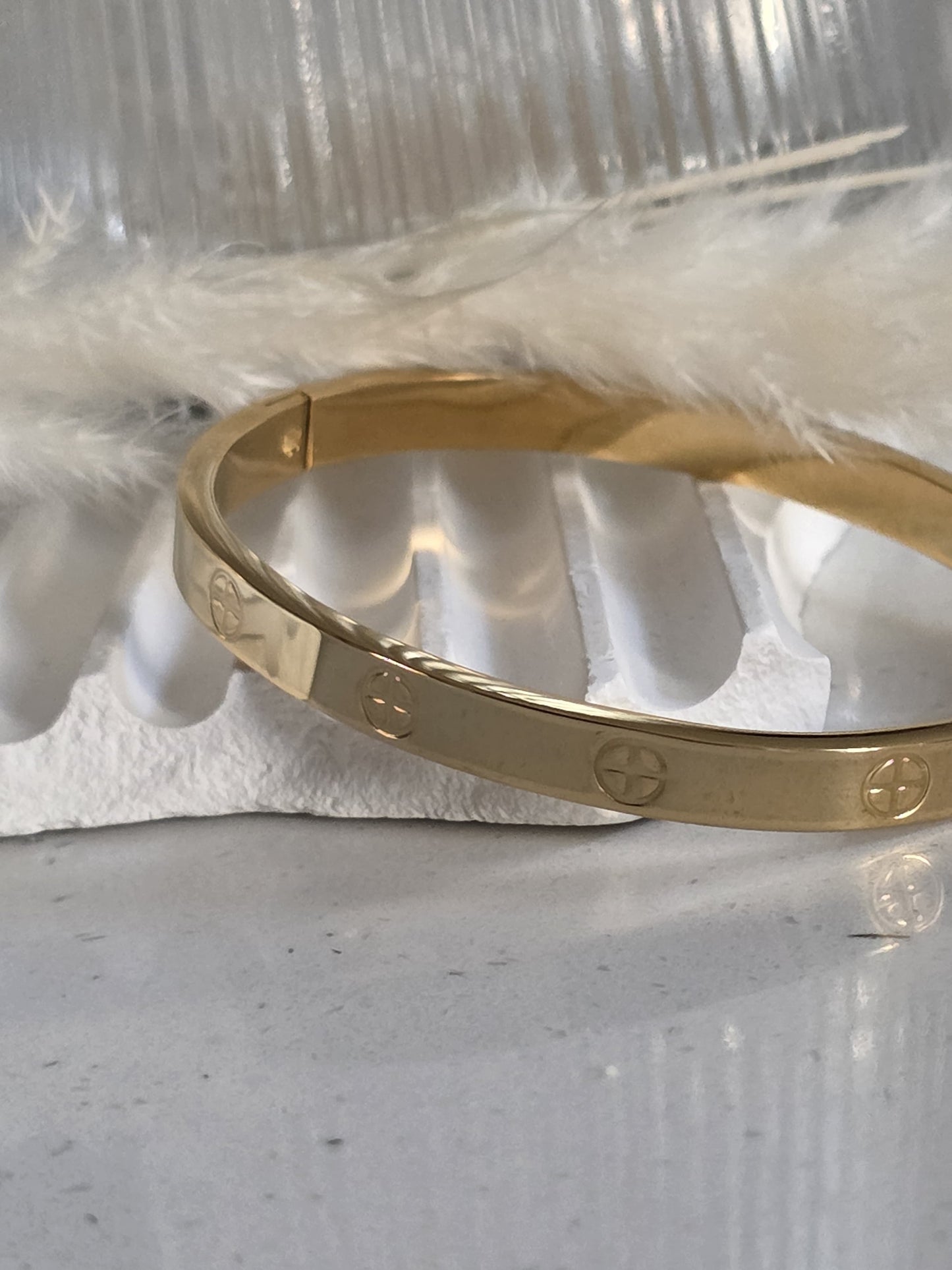Classic Gold Bangle