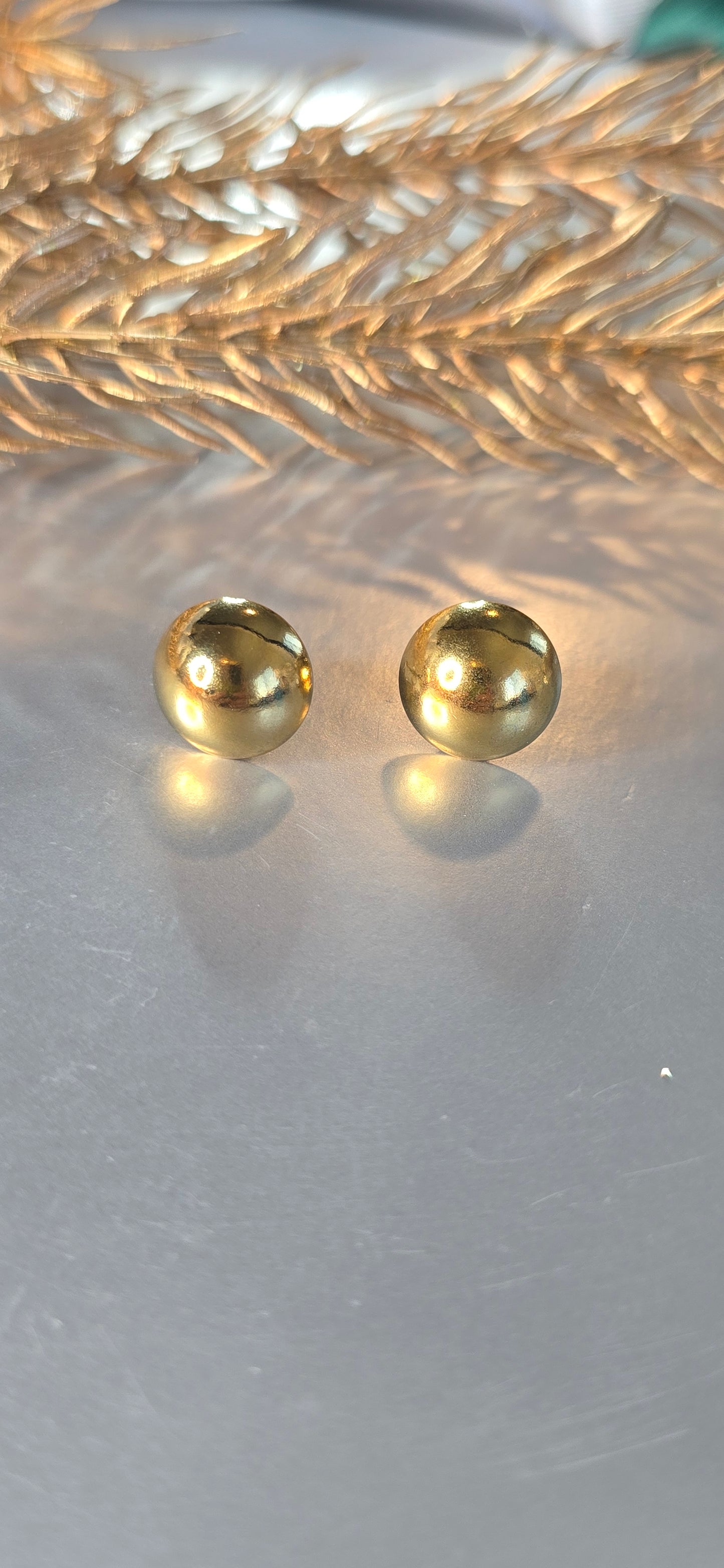 Classic Shine Studs